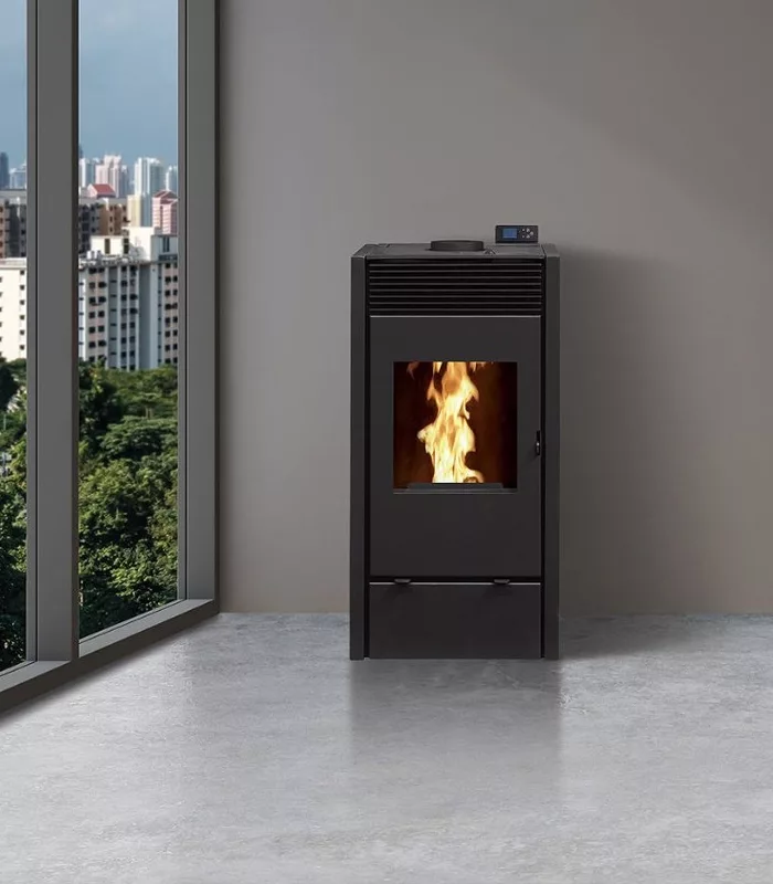 Le Juliette est un poêle mixte bois et granulés pour allier tradition et technologie