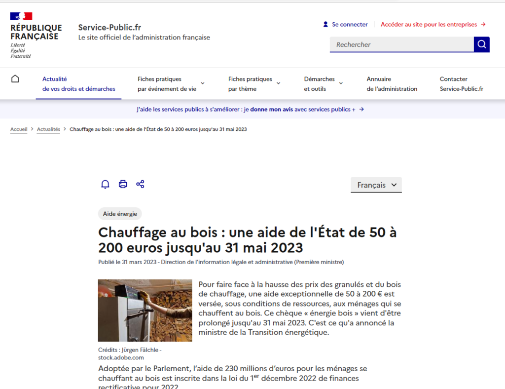 Capture d'écran d'une page d'information officielle du gouvernement français, informant sur l'aide financière pour le chauffage au bois, avec une image créditée à Jürgen Fälchle de stock.adobe.com. L'article précise les critères d'éligibilité, les montants de l'aide, et les modalités de demande jusqu'au 31 mai 2023.